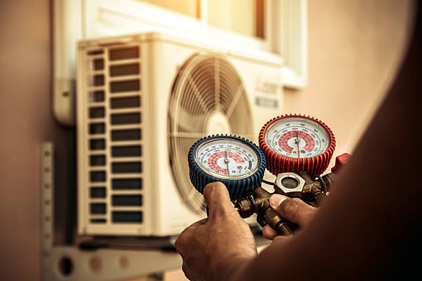 Professional Ductwork Repair technician working in Flushing, NY